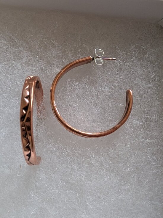 Native American Jewelry - Native Elaine Tahe Copper Hoop Earrings